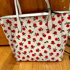 Kate Spade Dana Tote - Roses